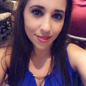 Meet your Posher, Karin